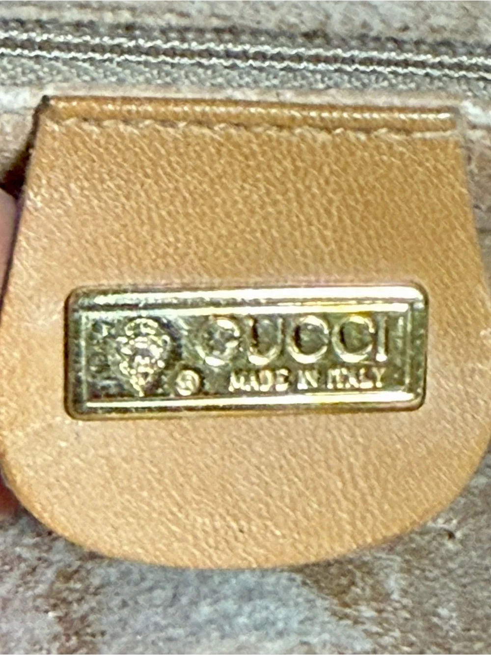 ✨Authentic Gucci Vintage GG Monogram Crossbody/Clutch Bag - Beige & Tan✨